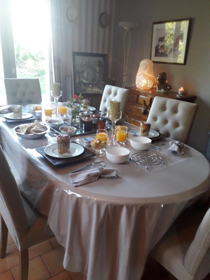 La Maison De Roussi Nonette ภายนอก รูปภาพ